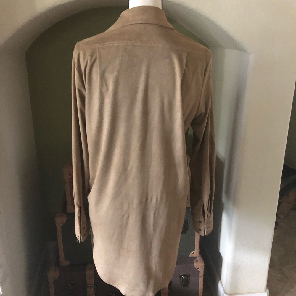 Blouse - Picture 2 of 3